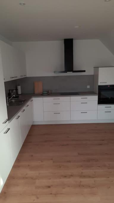 Neubau Ferienwohnung - Wallsbuell Wallsbull Экстерьер фото