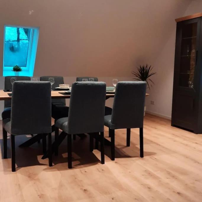 Neubau Ferienwohnung - Wallsbuell Wallsbull Экстерьер фото