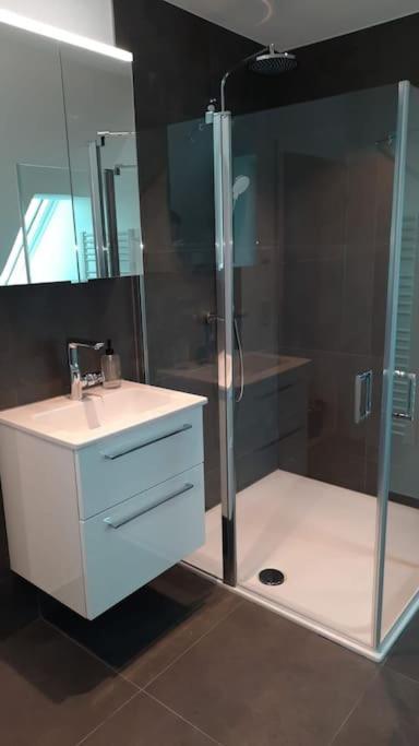 Neubau Ferienwohnung - Wallsbuell Wallsbull Экстерьер фото