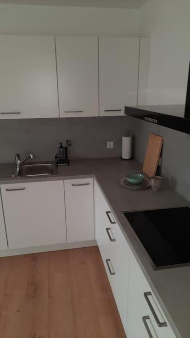Neubau Ferienwohnung - Wallsbuell Wallsbull Экстерьер фото